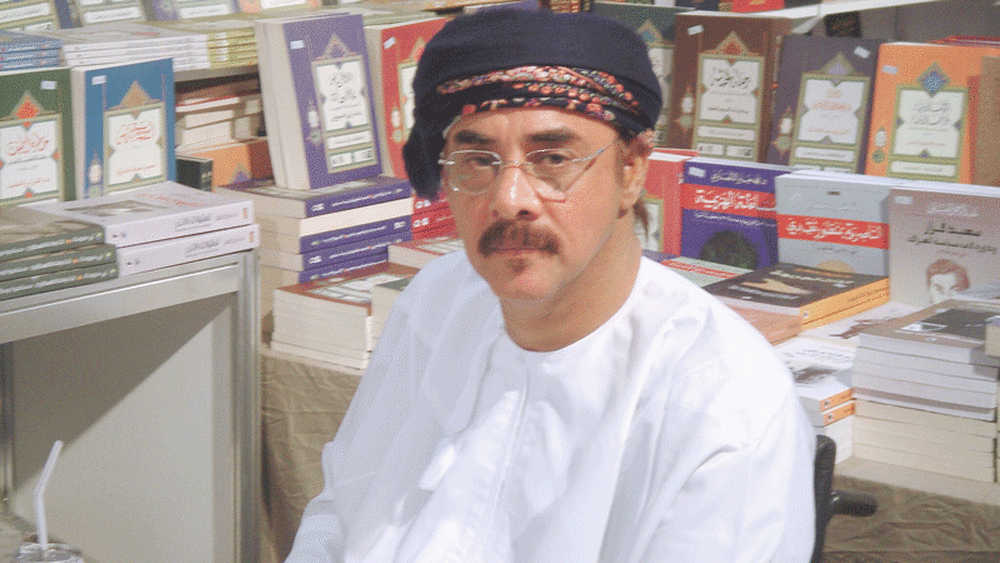 وفاة الروائي العُماني محمد بن عيد العريمي